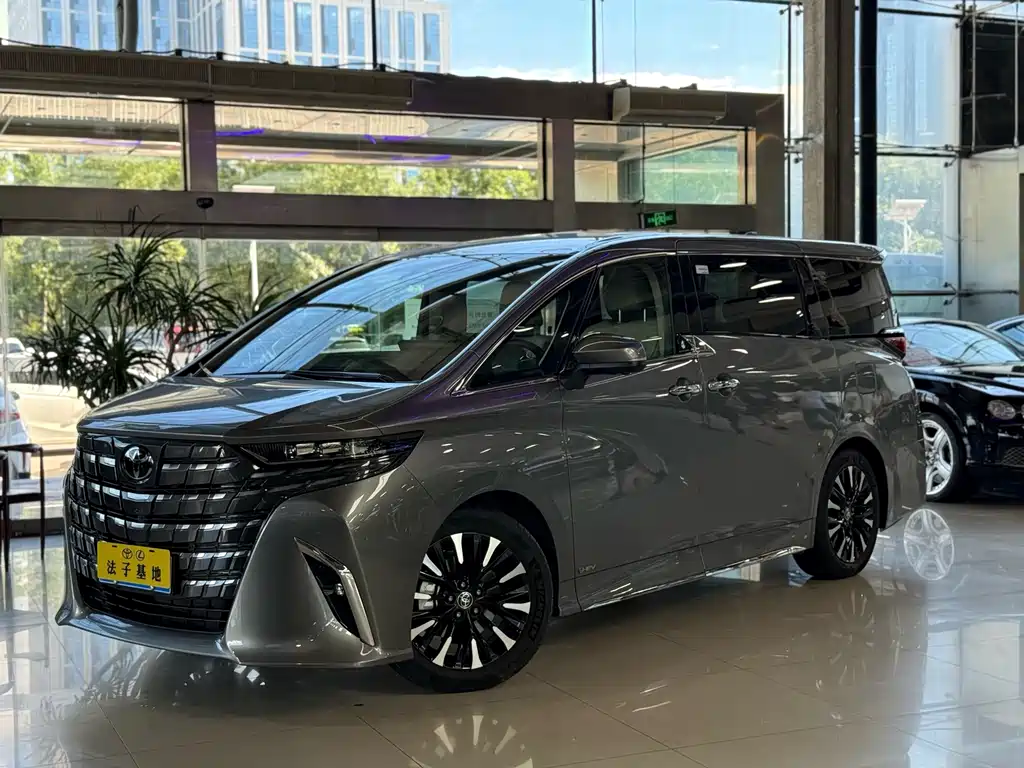 Toyota Alphard 2023