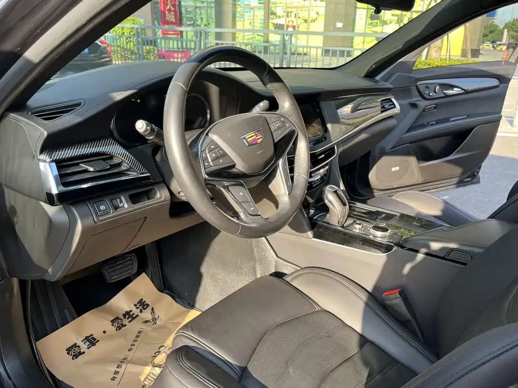 Cadillac CT6 2019 — фото 10