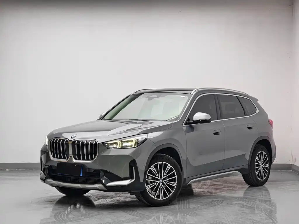 BMW X1 2023 — фото 1