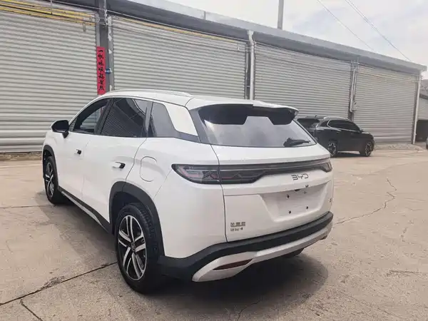 BYD Song L DM-i 2024