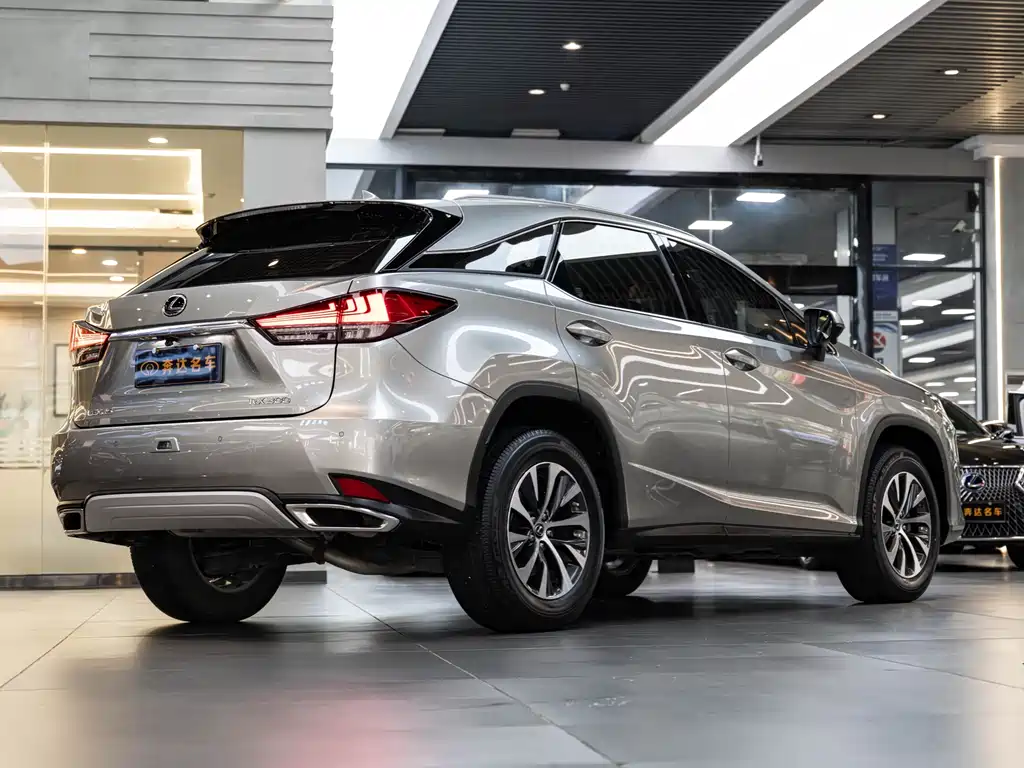 Lexus RX 2023
