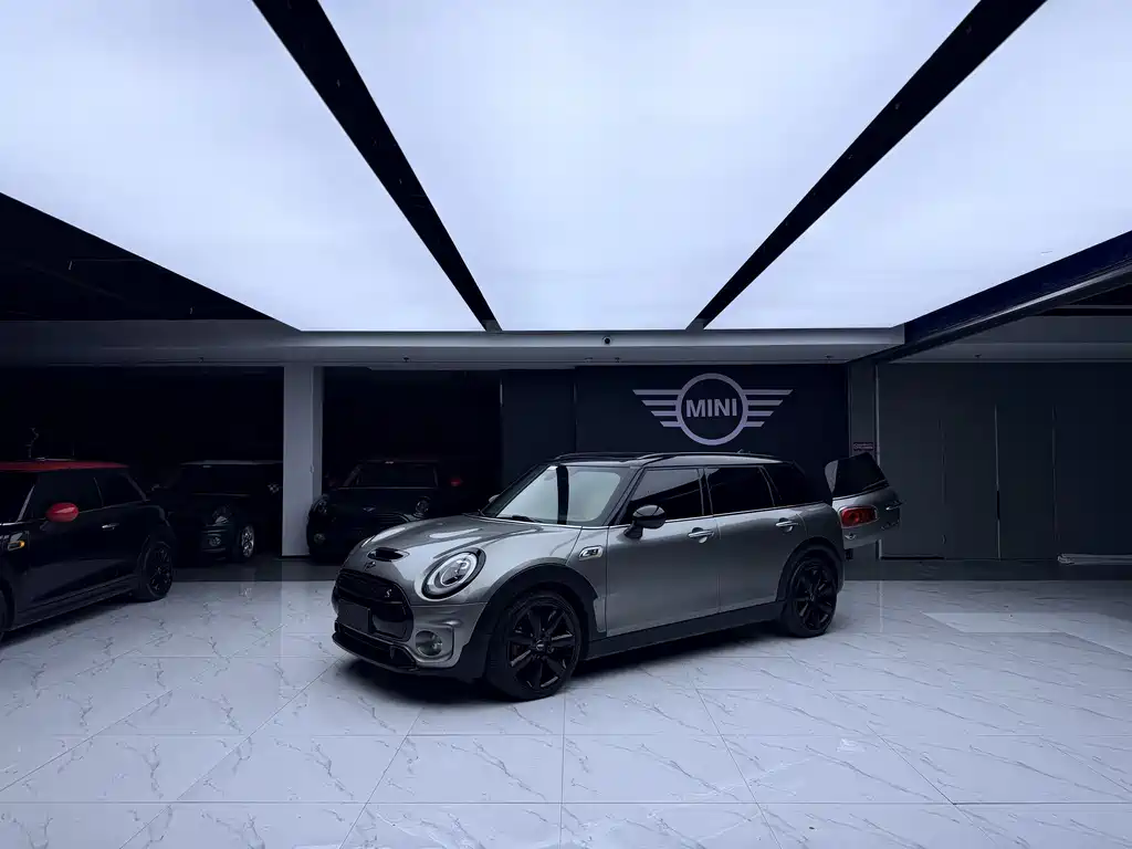 MINI Clubman 2016