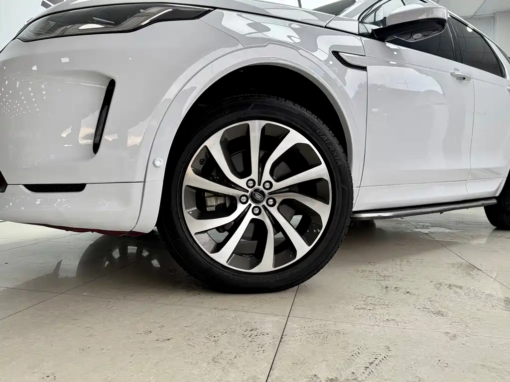 Land Rover Discovery Sport 2020 — фото 19