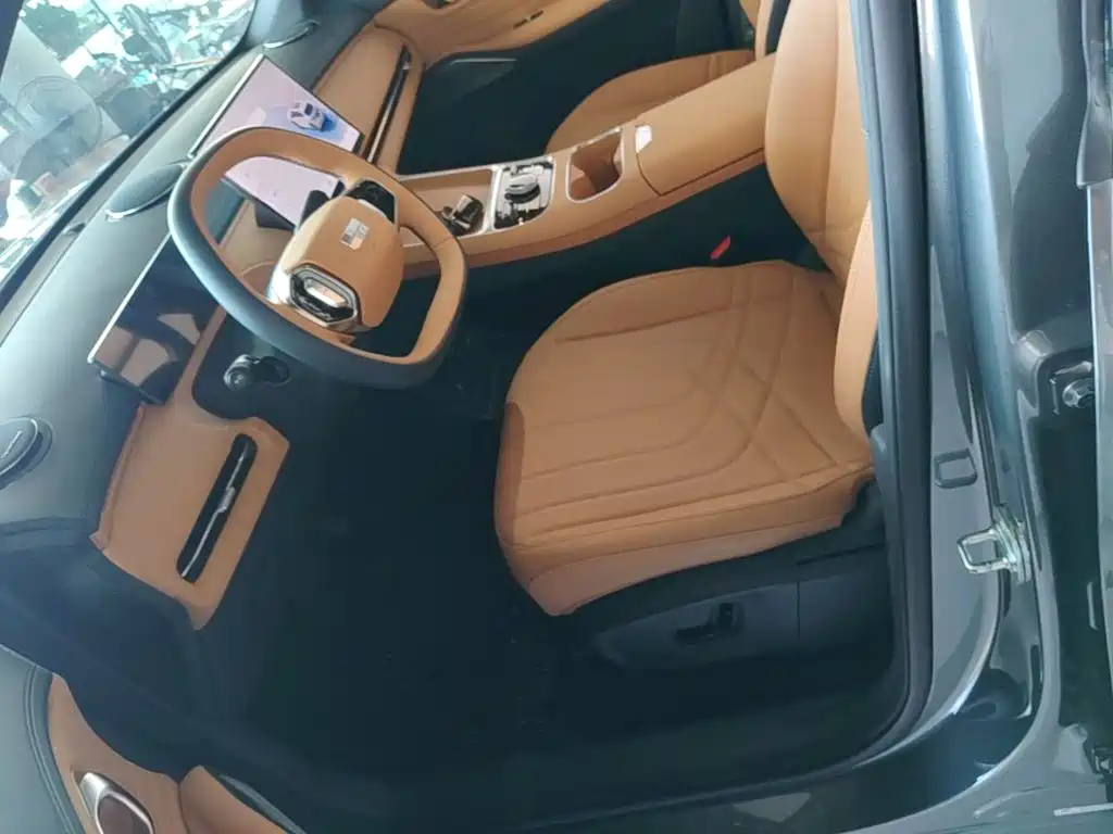 Geely Galaxy Starship 7 2025 — фото 15