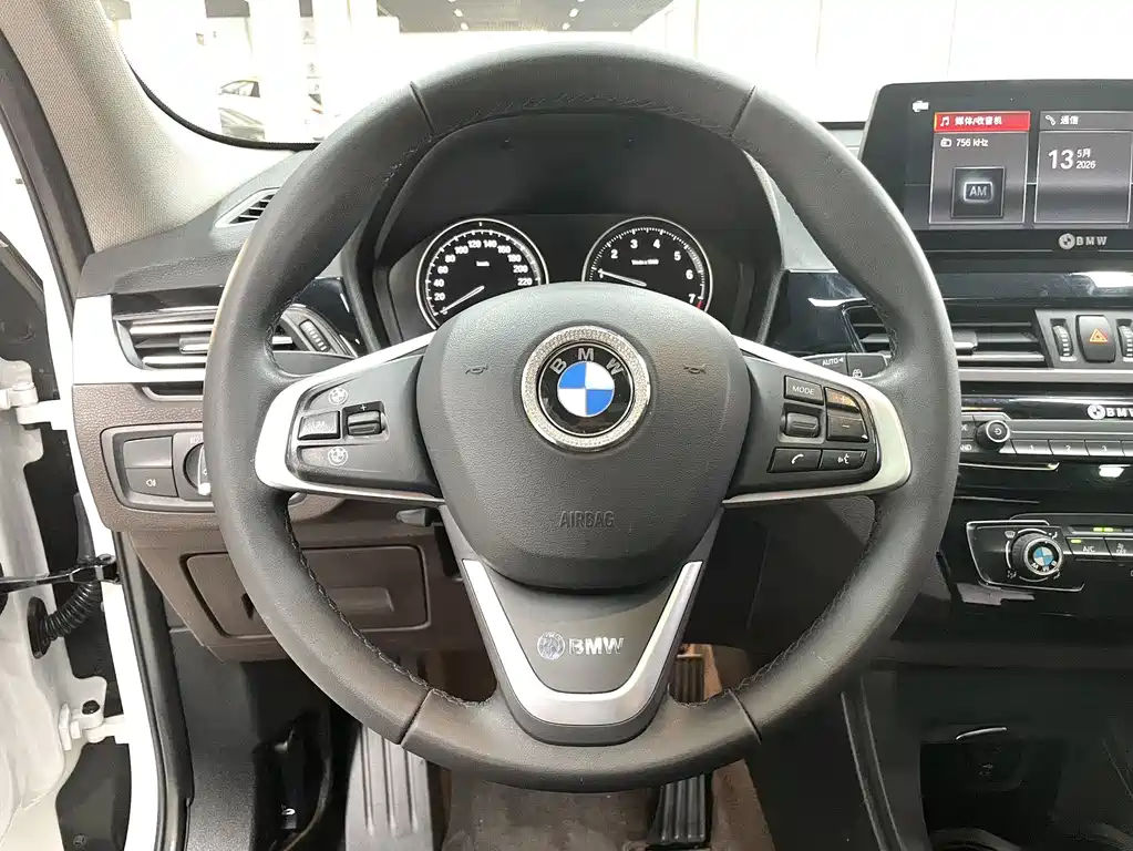 BMW X1 2023 — фото 8