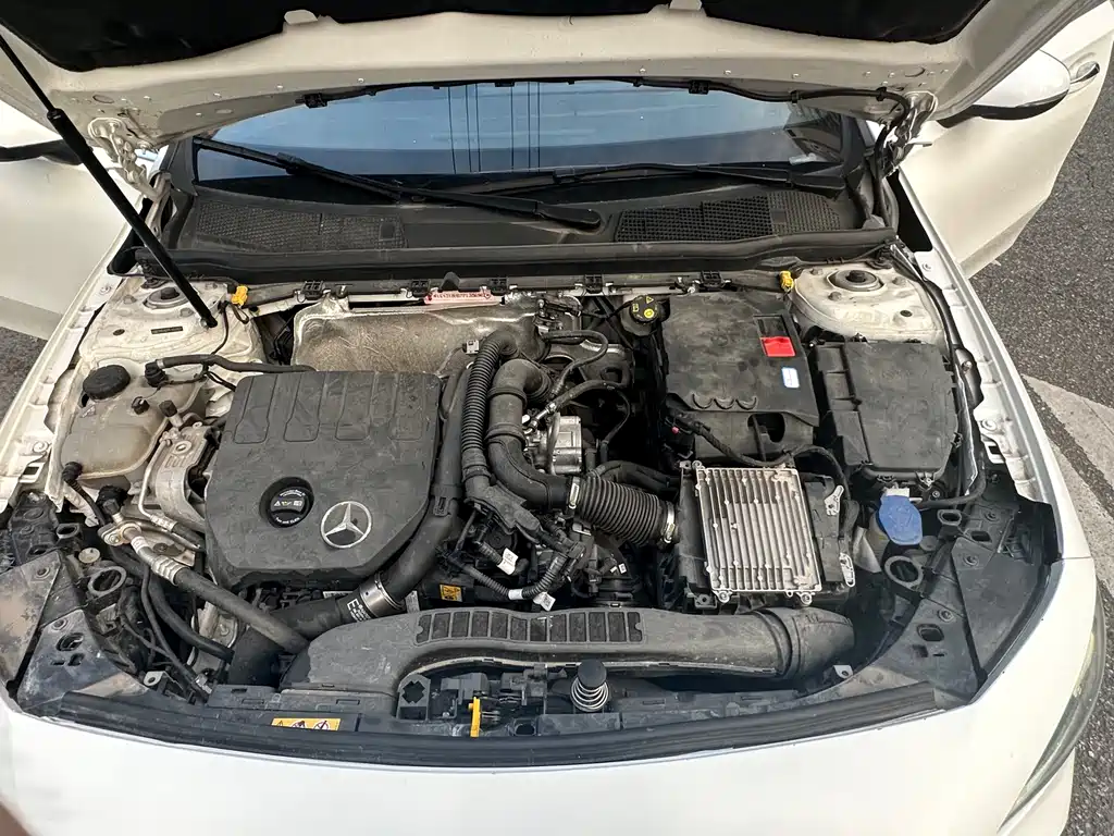 Mercedes-Benz A-Class 2024 — фото 10