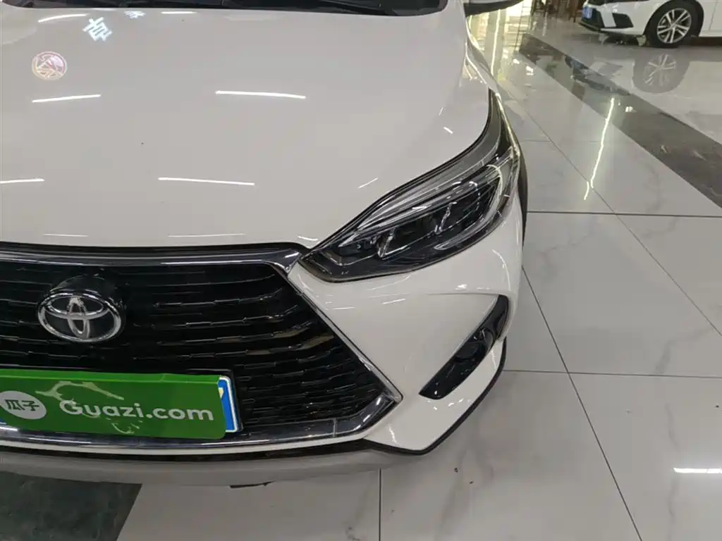 Toyota Yaris L 2021 — фото 24