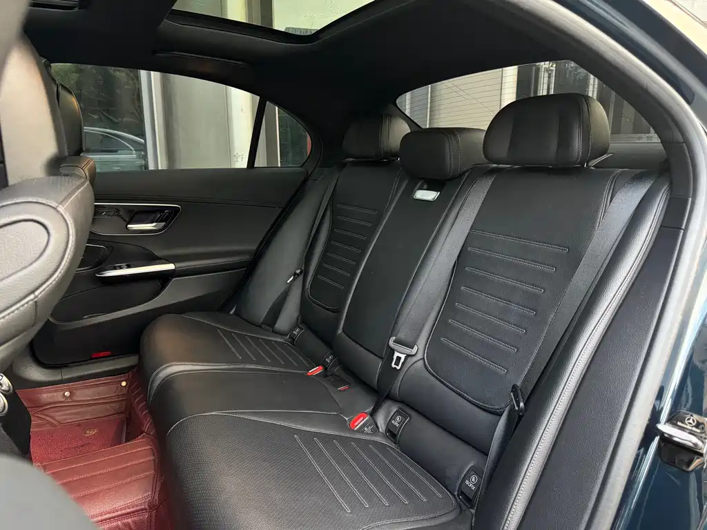 Mercedes-Benz C-Class 2021 — фото 15