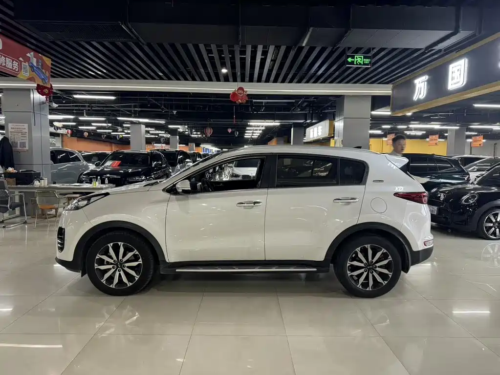 Kia KX5 2018 — фото 9
