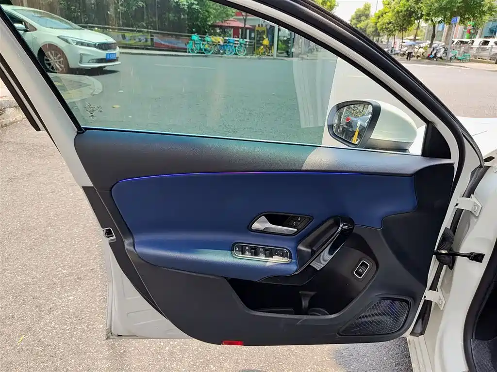 Mercedes-Benz A-Class 2022