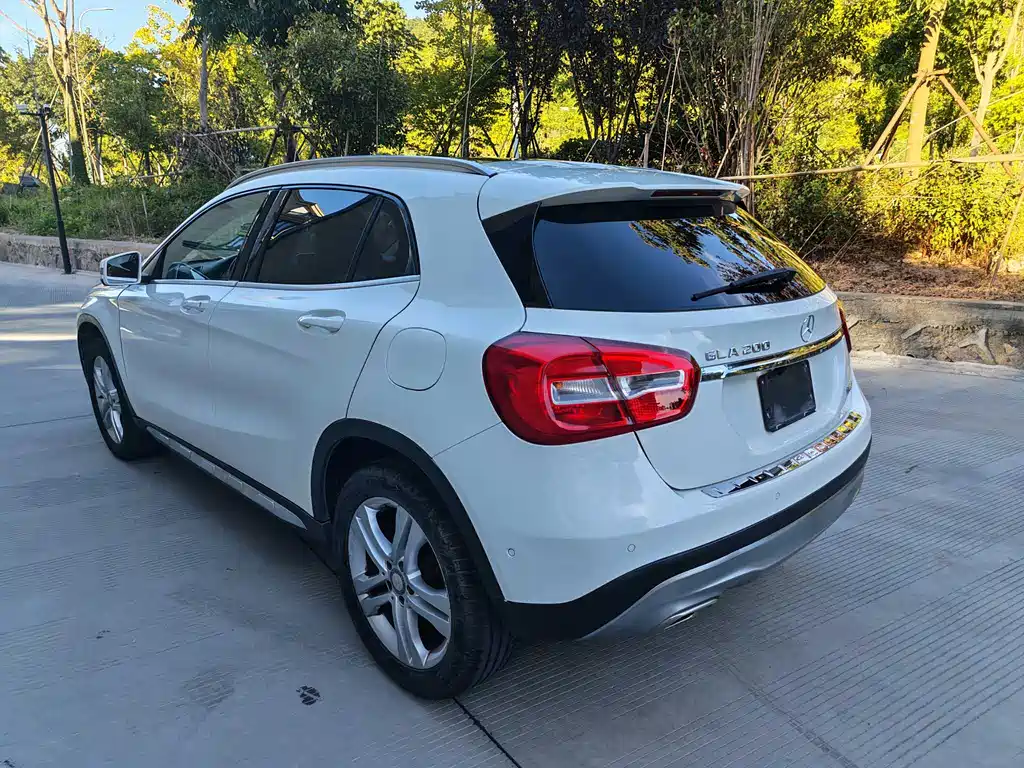Mercedes-Benz GLA 2015 — фото 12