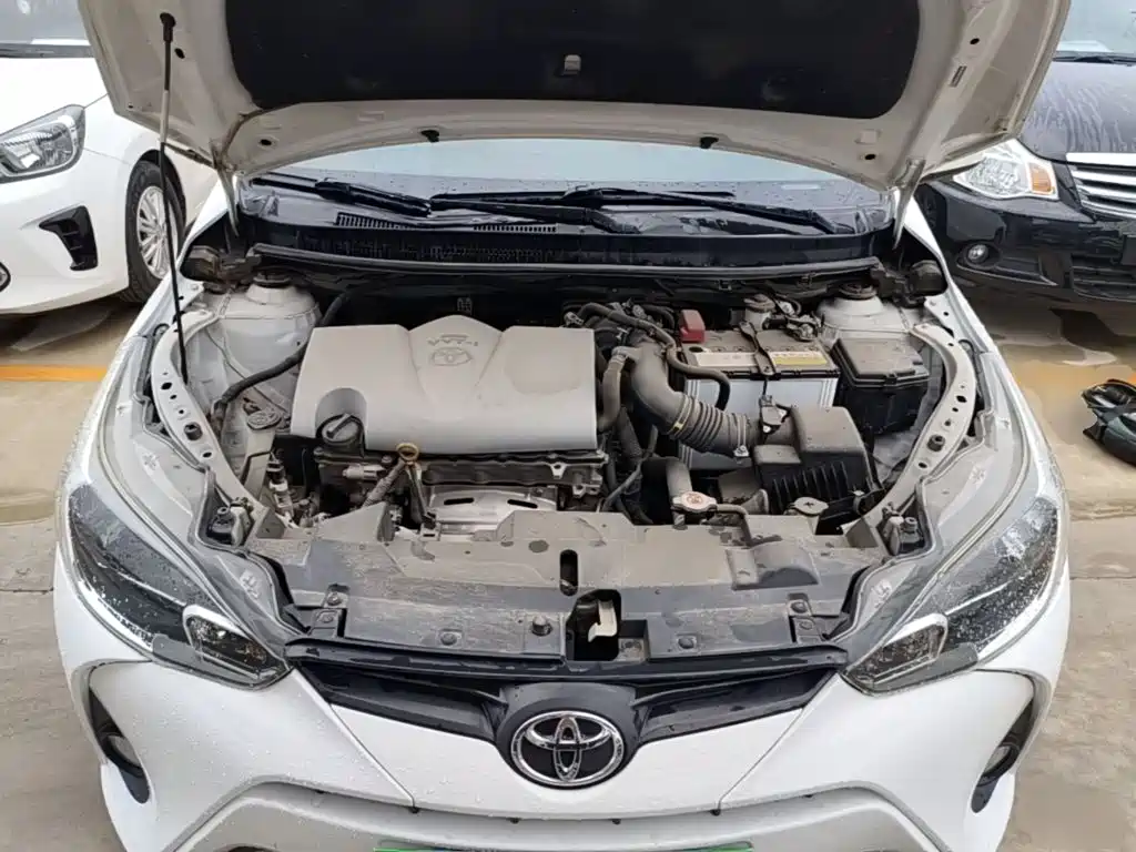 Toyota Yaris L 2019 — фото 20