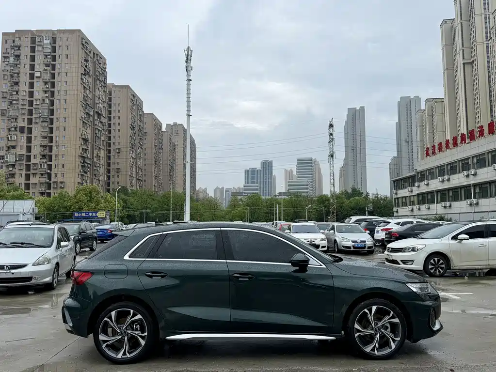 Audi A3 2025 — фото 16