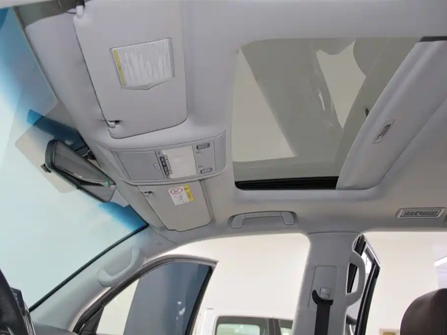 Toyota Land Cruiser 2020 — фото 22