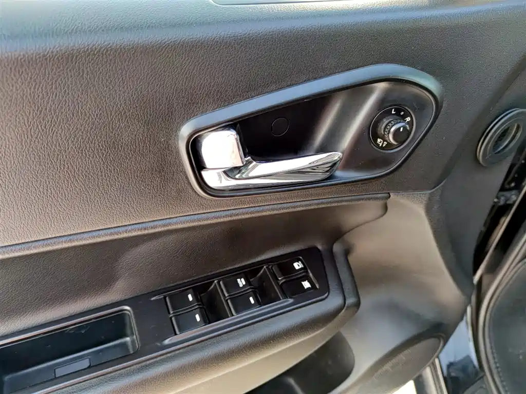GAC Motor Trumpchi GS5 2013 — фото 15