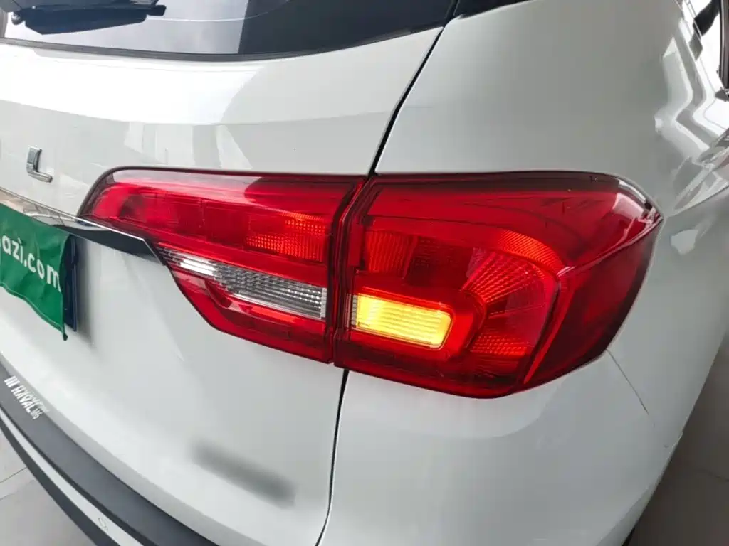 Haval M6 2019 — фото 8