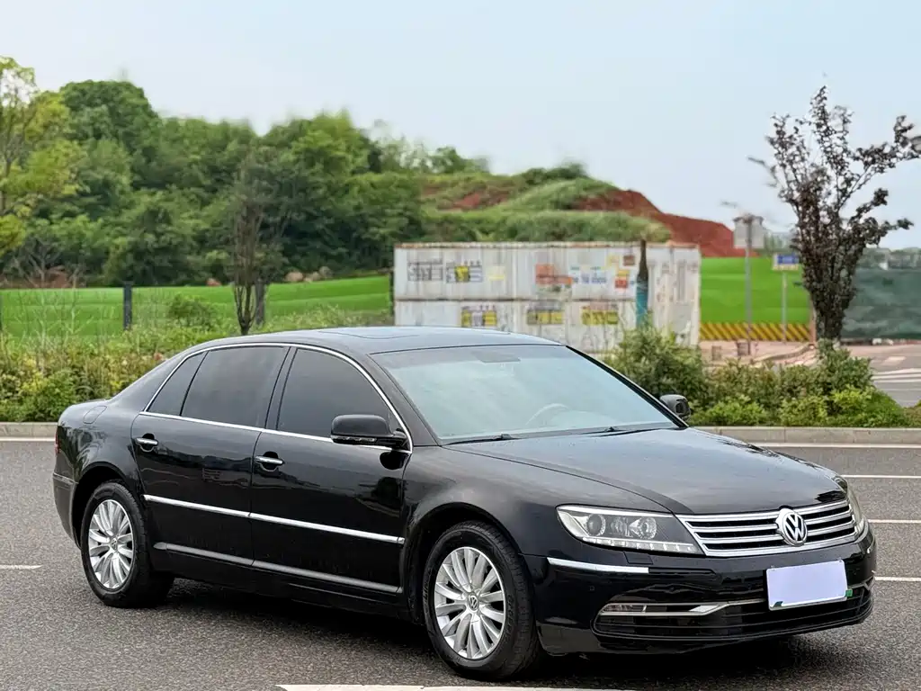 Volkswagen Phaeton 2012 — фото 3