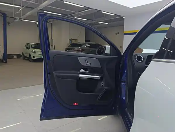 Mercedes-Benz GLA 2020