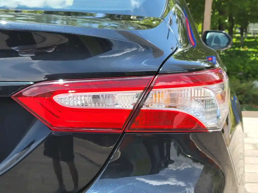 Toyota Camry 2023 — фото 20