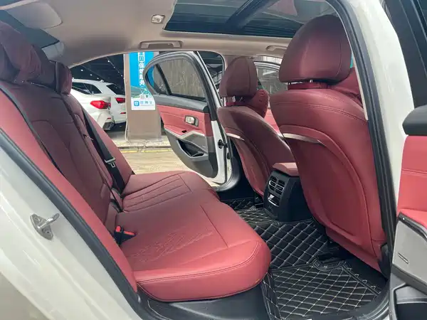 BMW 3 Series 2024