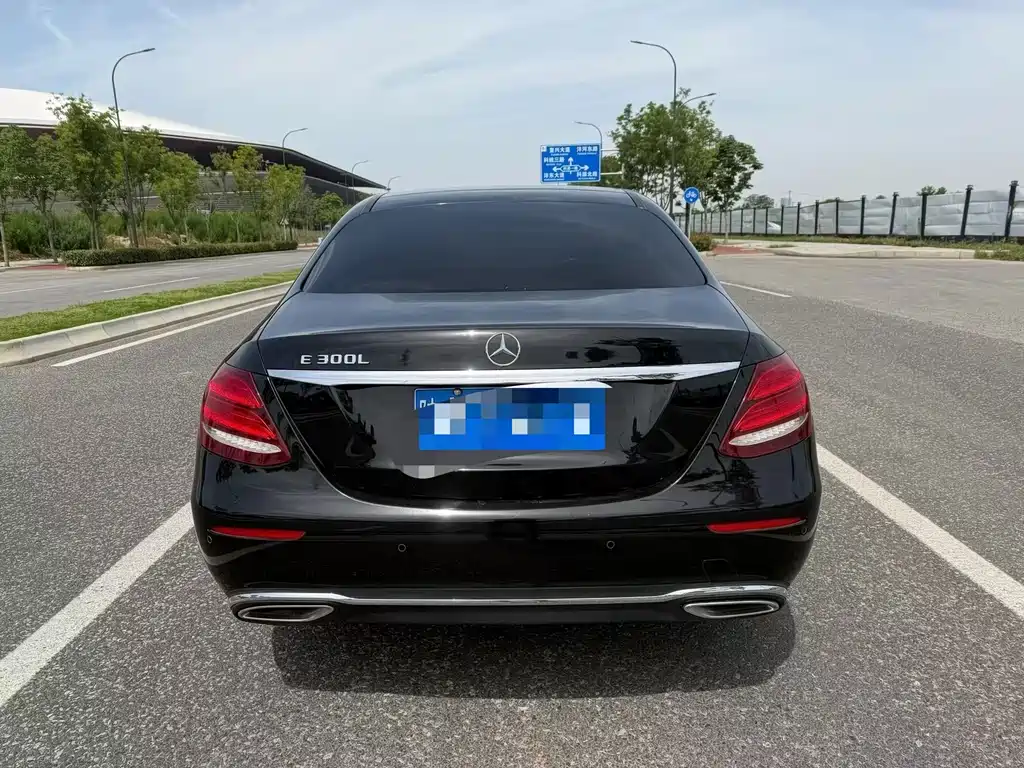 Mercedes-Benz E-Class 2020 — фото 5