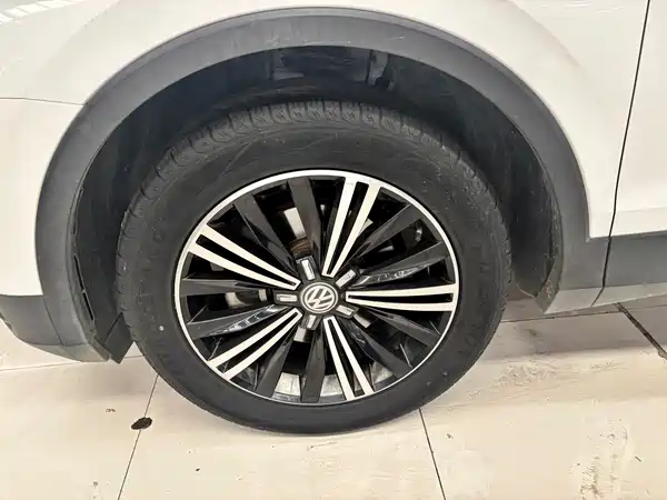 Volkswagen Tiguan L 2020