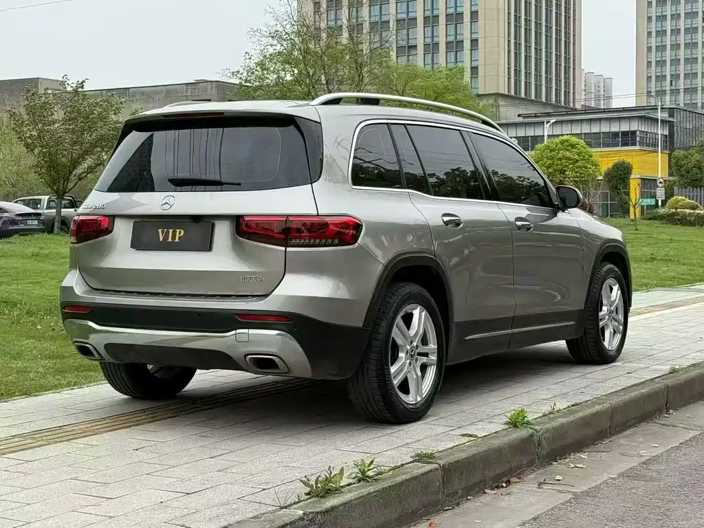 Mercedes-Benz GLB 2022