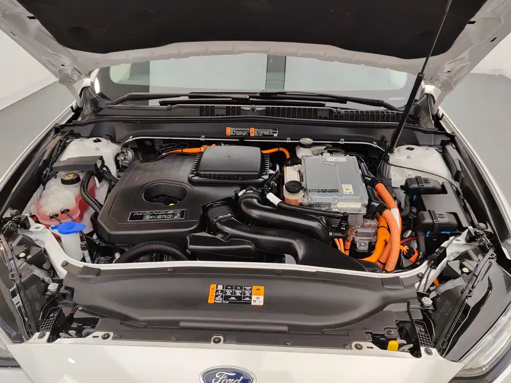 Ford Mondeo New Energy 2020 — фото 18