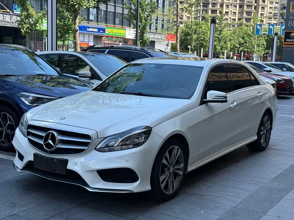 Mercedes-Benz E-Class 2015 — фото 1