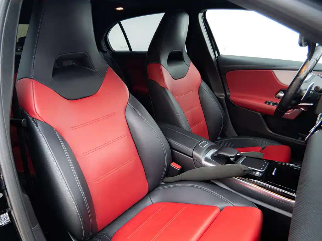 Mercedes-Benz A-Class AMG 2021 — фото 15