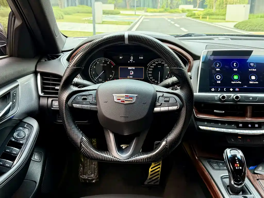 Cadillac CT5 2021 — фото 15