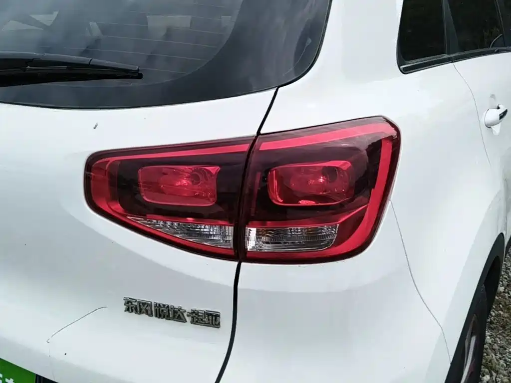 Kia KX3 2016 — фото 8