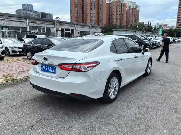 Toyota Camry 2021