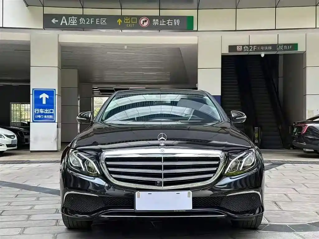 Mercedes-Benz E-Class 2018