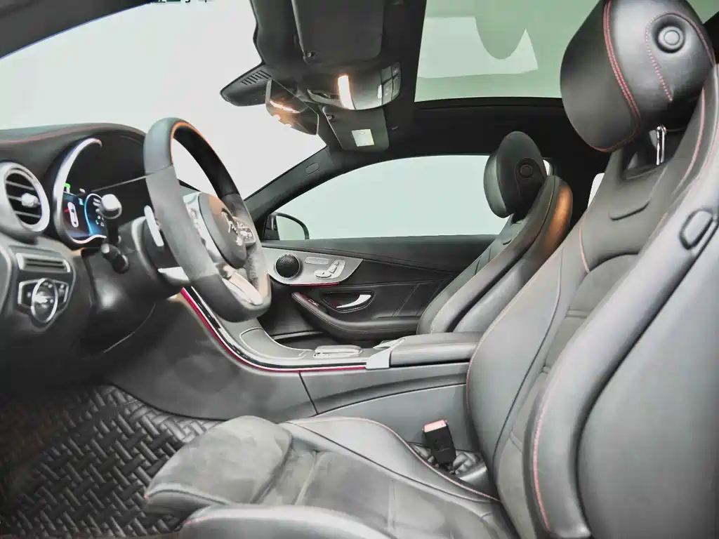 Mercedes-Benz C-Class 2023 — фото 34