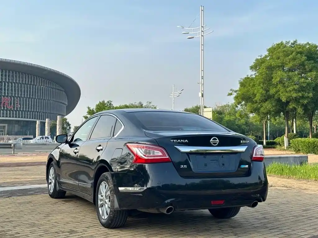 Nissan Teana 2013