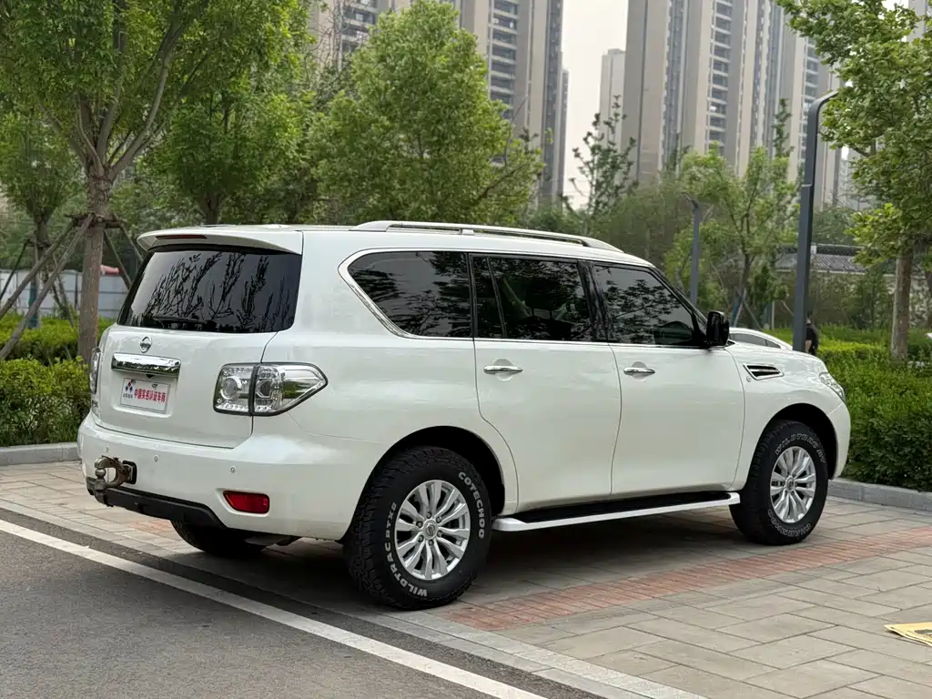 Nissan Patrol 2018 — фото 17
