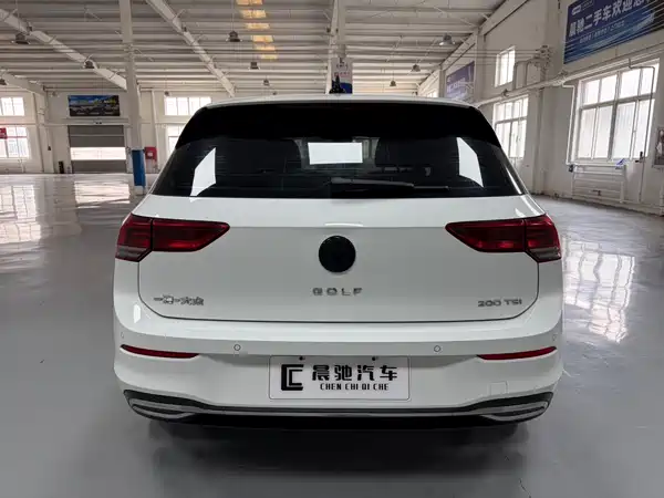 Volkswagen Golf 2021