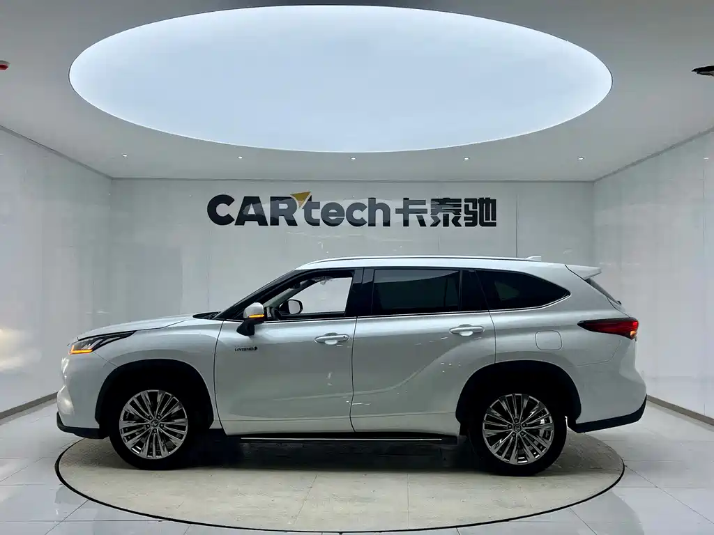 Toyota Highlander 2023