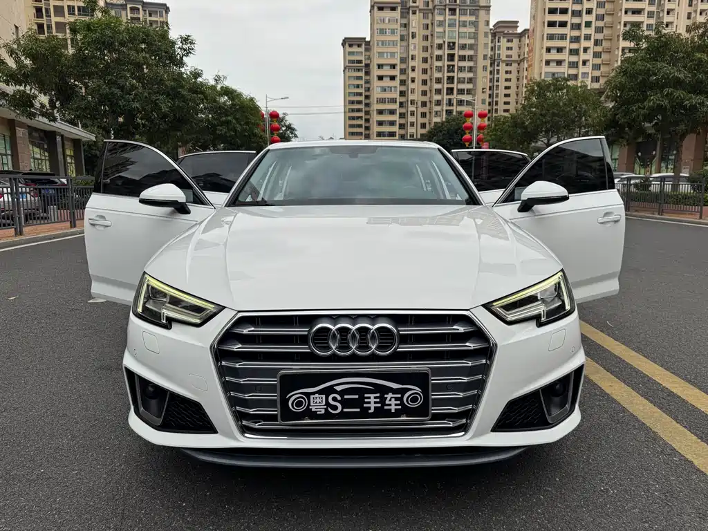 Audi A4L 2019 — фото 9