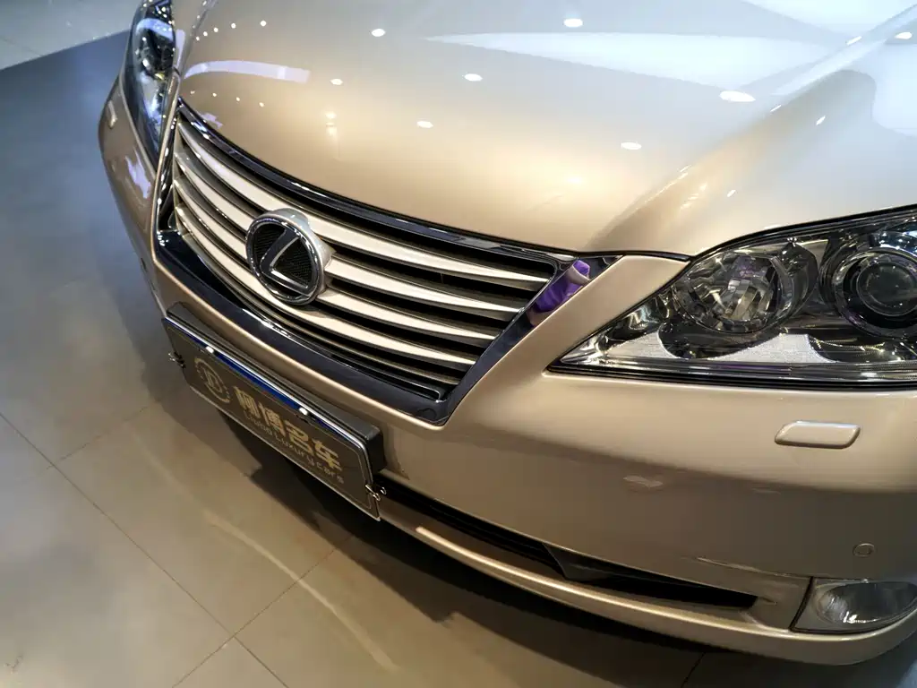 Lexus ES 2012