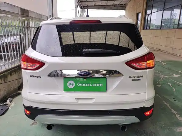 Ford Kuga 2014