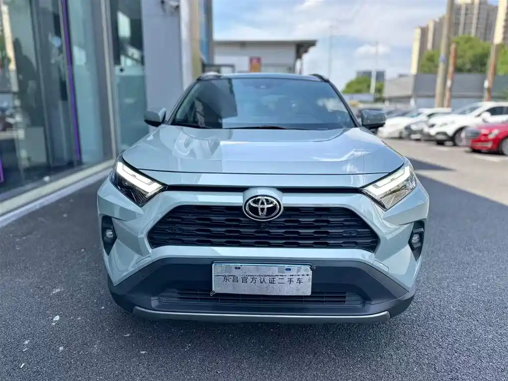 Toyota RAV4 2024