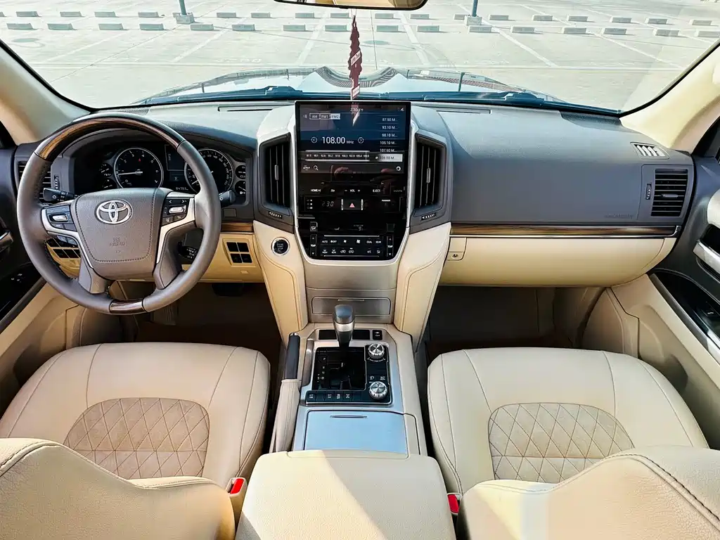 Toyota Land Cruiser 2020 — фото 23