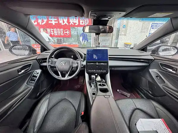 Toyota Avalon 2023