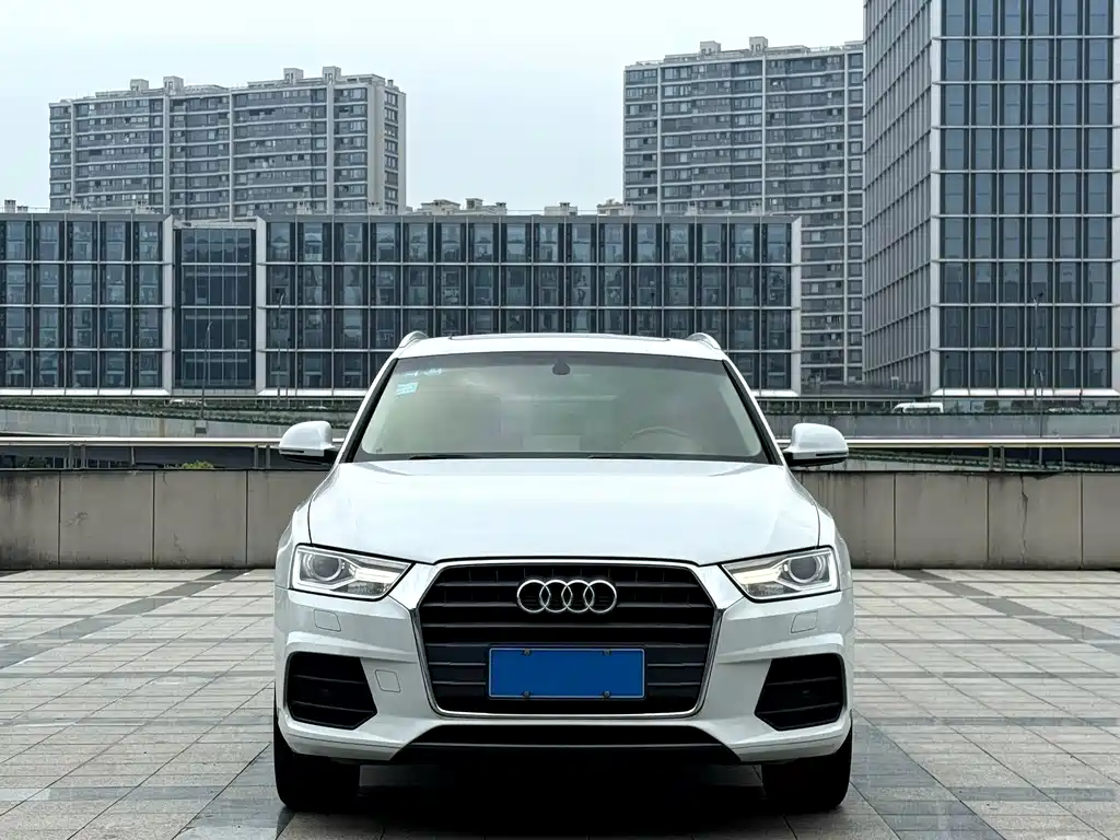 Audi Q3 2017 — фото 2