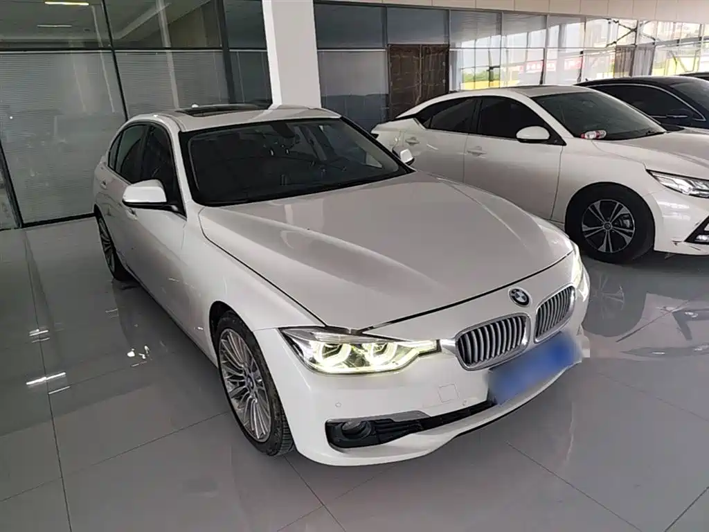 BMW 3 Series 2017 — фото 4