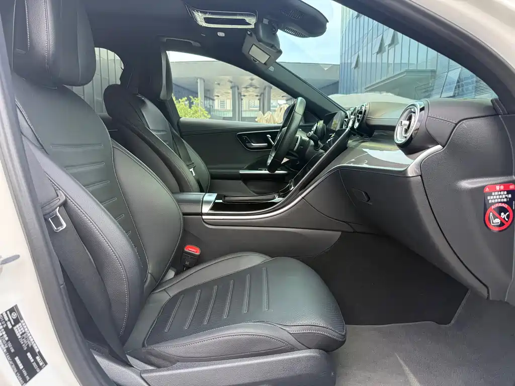 Mercedes-Benz C-Class 2022 — фото 15