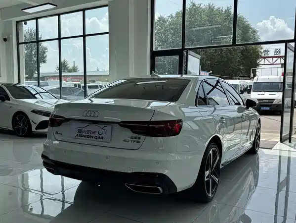 Audi A4L 2024