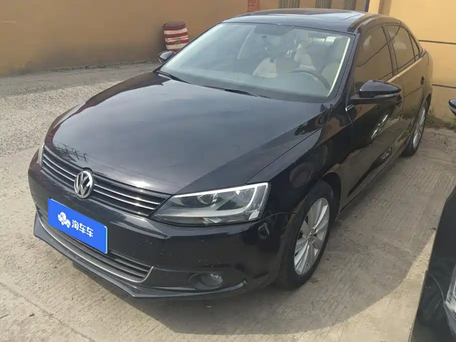 Volkswagen Sagitar 2014